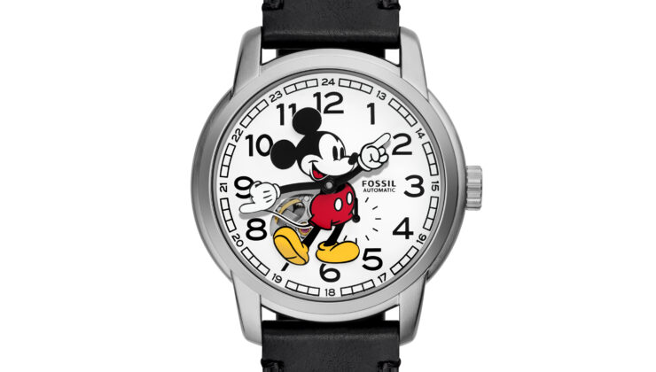 Mickey Mouse, Fossil Saatler İle Buluşuyor!
