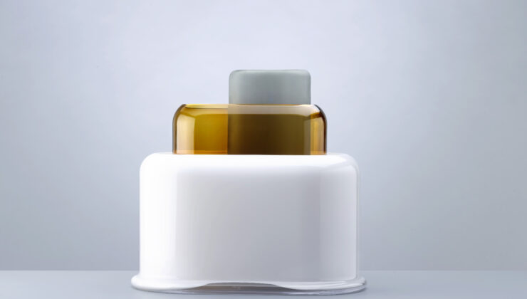 Şişecam’ın NUDE Koleksiyonu, 2026’nın Rengi Cloud Dancer Tonunu Yaşam Alanlarına Taşıyor