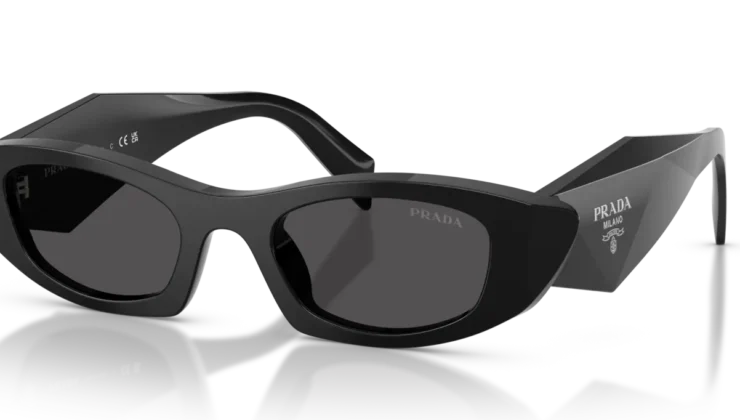 Prada Gözlüklerinde Cesur Dokunuşlar