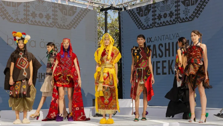 Moda Haftasında Sürpriz Koleksiyonlar