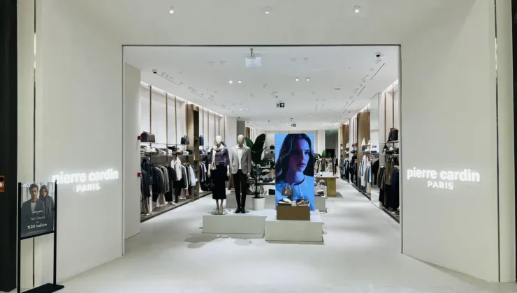 Pierre Cardin Ankara’da Küresel Sahne Kurdu